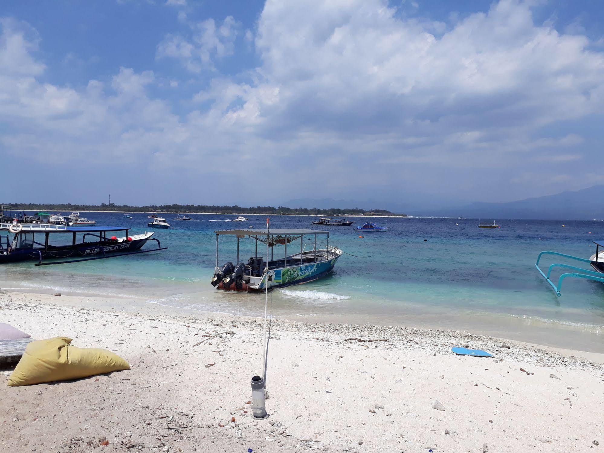 Dream Divers Resort Gili Trawangan Exterior foto